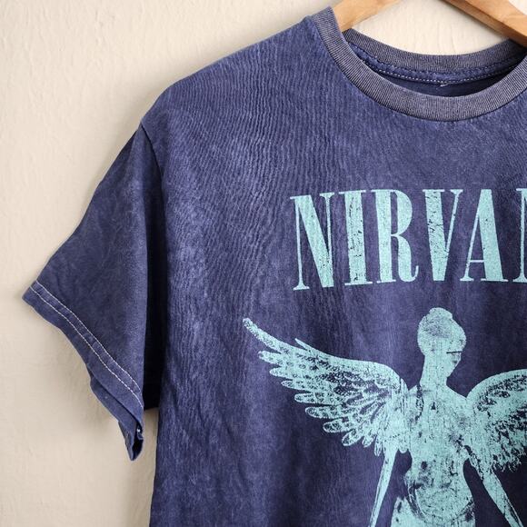 NIRVANA Blue Short Sleeve 100% Cotton Crewneck T-shirt Angel Graphic Top - Picture 2 of 8